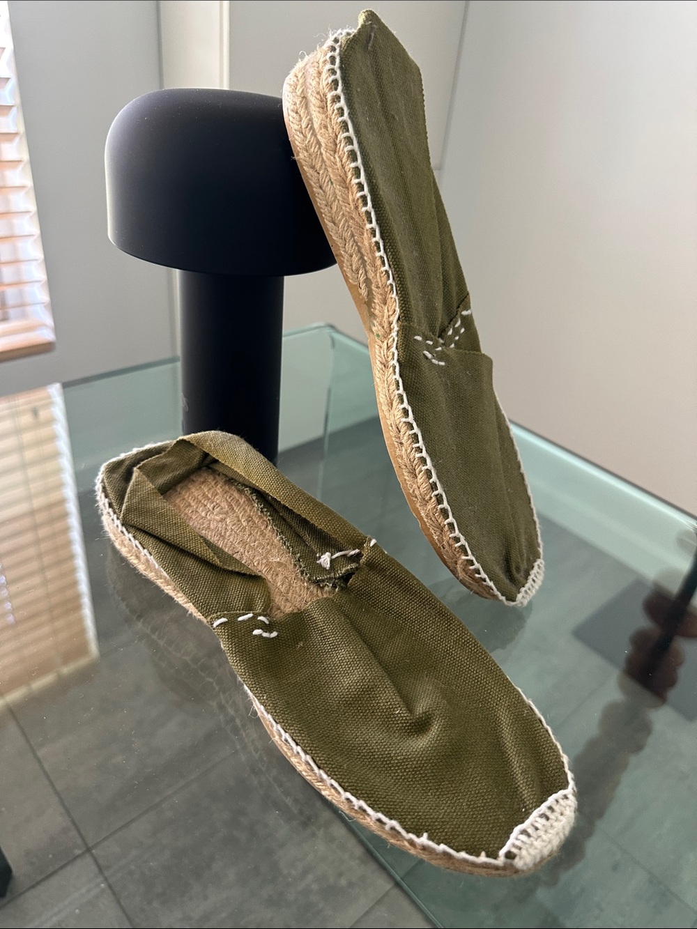 AUTHENTIC SPANISH ESPADRILLES FLATS 41